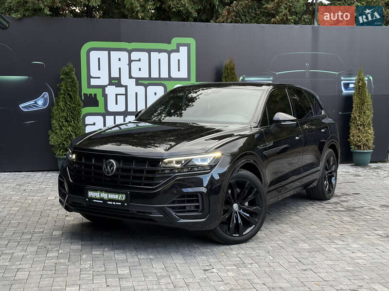 Внедорожник / Кроссовер Volkswagen Touareg 2020 в Киеве