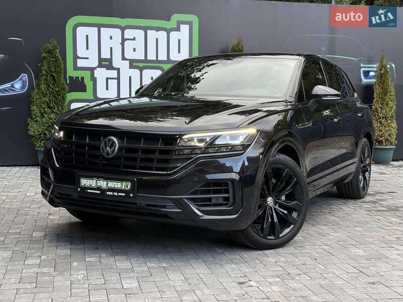 Внедорожник / Кроссовер Volkswagen Touareg 2020 в Киеве