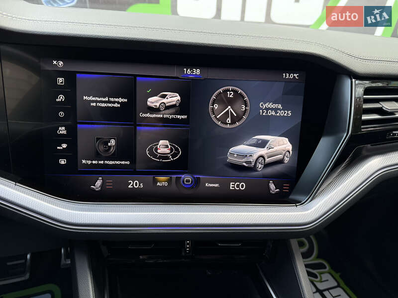 Внедорожник / Кроссовер Volkswagen Touareg 2020 в Киеве