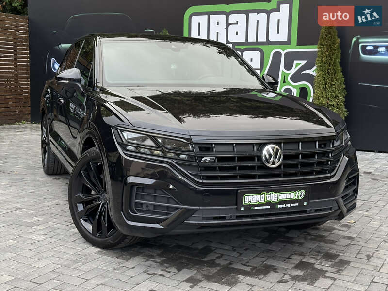 Внедорожник / Кроссовер Volkswagen Touareg 2020 в Киеве