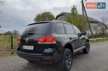 Внедорожник / Кроссовер Volkswagen Touareg 2004 в  фото 4 Внедорожник / Кроссовер Volkswagen Touareg 2004 в