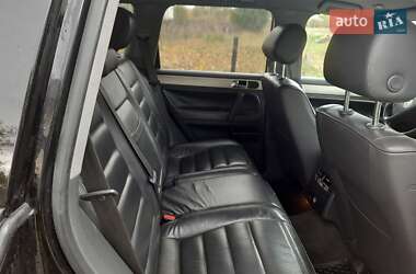 Внедорожник / Кроссовер Volkswagen Touareg 2004 в  фото 11 Внедорожник / Кроссовер Volkswagen Touareg 2004 в