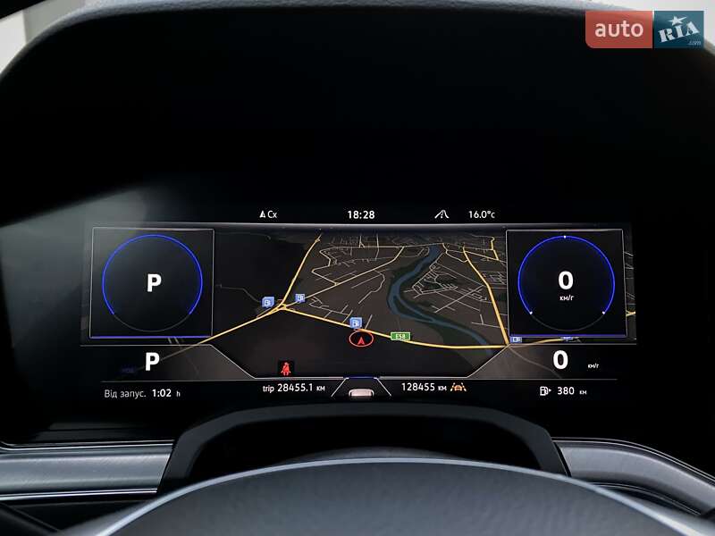 Позашляховик / Кросовер Volkswagen Touareg 2019 в Мукачевому