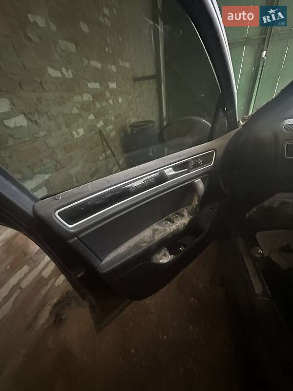 Внедорожник / Кроссовер Volkswagen Touareg 2010 в Белой Церкви фото 9 Внедорожник / Кроссовер Volkswagen Touareg 2010 в Белой Церкви