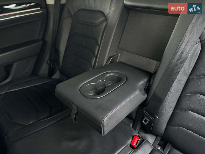 Внедорожник / Кроссовер Volkswagen Touareg 2021 в Киеве фото 46 Внедорожник / Кроссовер Volkswagen Touareg 2021 в Киеве