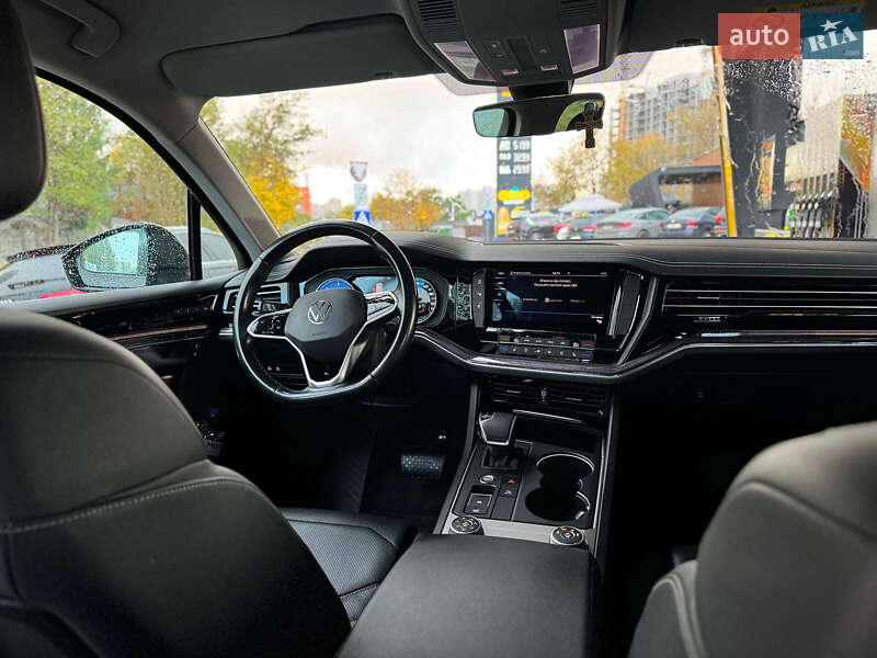 Внедорожник / Кроссовер Volkswagen Touareg 2021 в Киеве фото 49 Внедорожник / Кроссовер Volkswagen Touareg 2021 в Киеве