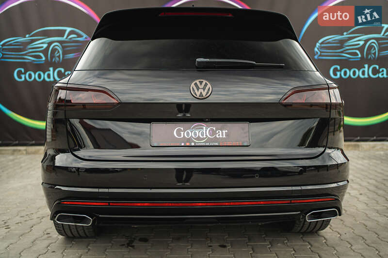 Позашляховик / Кросовер Volkswagen Touareg 2019 в Луцьку
