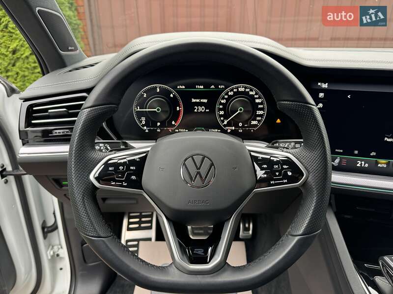Внедорожник / Кроссовер Volkswagen Touareg 2021 в Киеве фото 42 Внедорожник / Кроссовер Volkswagen Touareg 2021 в Киеве