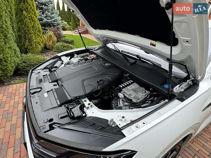 Внедорожник / Кроссовер Volkswagen Touareg 2021 в Киеве фото 99 Внедорожник / Кроссовер Volkswagen Touareg 2021 в Киеве
