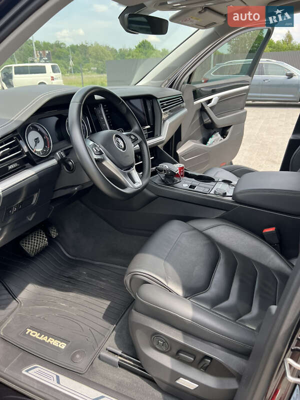 Внедорожник / Кроссовер Volkswagen Touareg 2019 в Львове фото 20 Внедорожник / Кроссовер Volkswagen Touareg 2019 в Львове