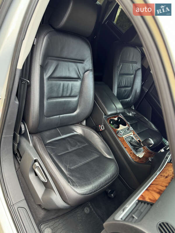 Позашляховик / Кросовер Volkswagen Touareg 2012 в Одесі фото 18 Позашляховик / Кросовер Volkswagen Touareg 2012 в Одесі
