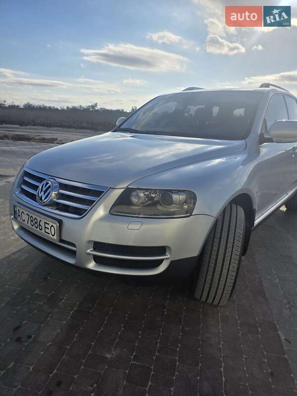 Внедорожник / Кроссовер Volkswagen Touareg 2006 в  фото Внедорожник / Кроссовер Volkswagen Touareg 2006 в