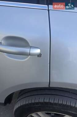 Внедорожник / Кроссовер Volkswagen Touareg 2006 в  фото 26 Внедорожник / Кроссовер Volkswagen Touareg 2006 в