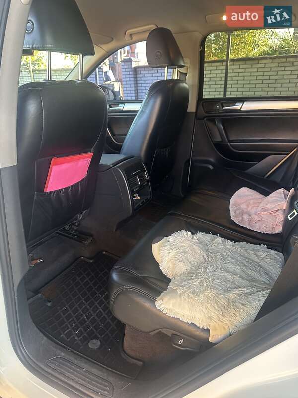 Внедорожник / Кроссовер Volkswagen Touareg 2011 в Виннице фото 9 Внедорожник / Кроссовер Volkswagen Touareg 2011 в Виннице