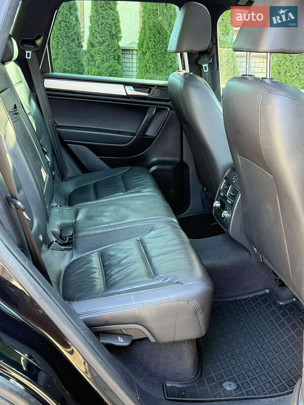 Внедорожник / Кроссовер Volkswagen Touareg 2013 в Черновцах фото 52 Внедорожник / Кроссовер Volkswagen Touareg 2013 в Черновцах