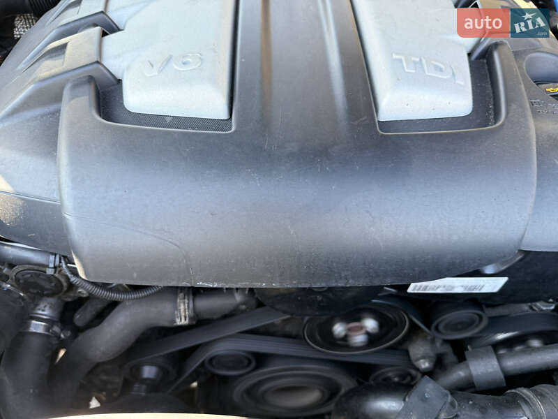 Внедорожник / Кроссовер Volkswagen Touareg 2006 в Одессе