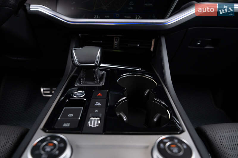 Позашляховик / Кросовер Volkswagen Touareg 2023 в Києві фото 17 Позашляховик / Кросовер Volkswagen Touareg 2023 в Києві