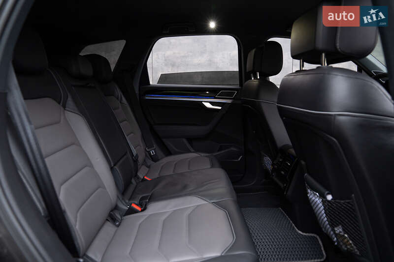 Позашляховик / Кросовер Volkswagen Touareg 2023 в Києві фото 34 Позашляховик / Кросовер Volkswagen Touareg 2023 в Києві