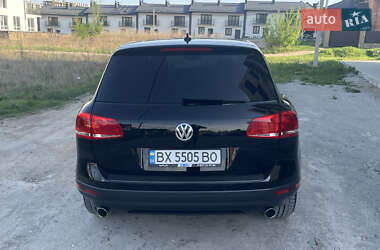 Позашляховик / Кросовер Volkswagen Touareg 2015 в 