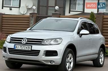 Внедорожник / Кроссовер Volkswagen Touareg 2012 в 