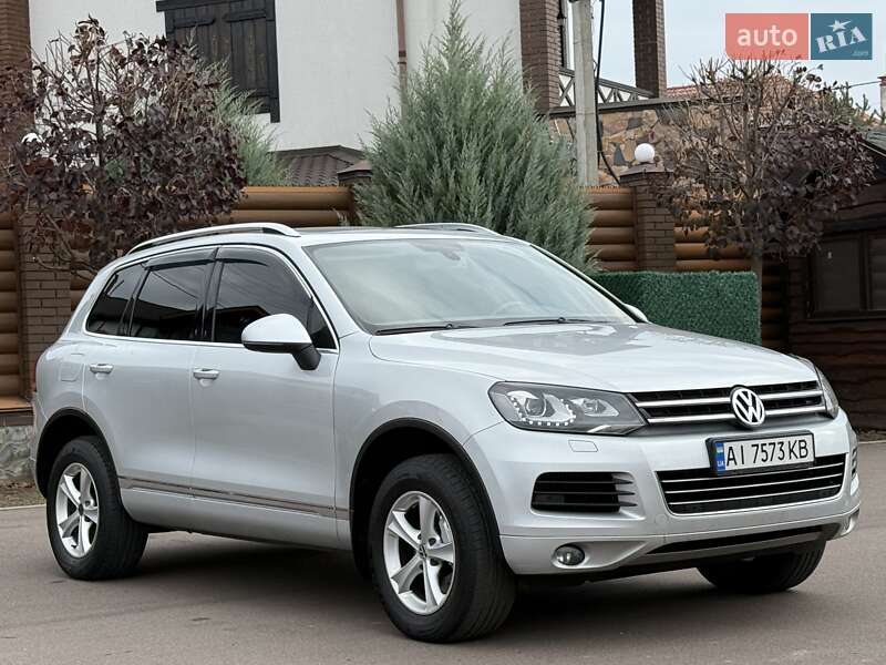 Позашляховик / Кросовер Volkswagen Touareg 2012 в Києві фото 19 Позашляховик / Кросовер Volkswagen Touareg 2012 в Києві
