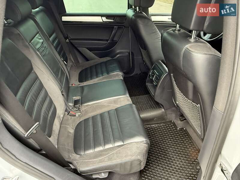 Позашляховик / Кросовер Volkswagen Touareg 2012 в Києві фото 52 Позашляховик / Кросовер Volkswagen Touareg 2012 в Києві