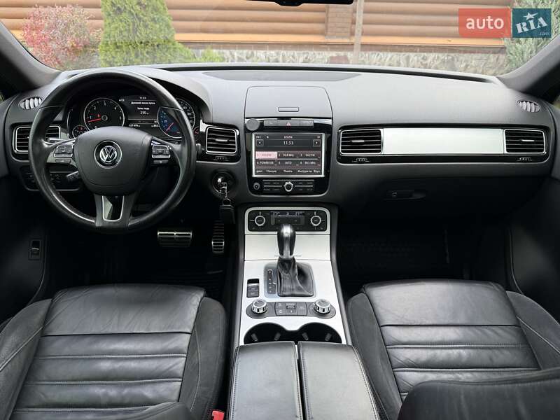 Позашляховик / Кросовер Volkswagen Touareg 2012 в Києві фото 61 Позашляховик / Кросовер Volkswagen Touareg 2012 в Києві