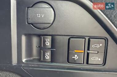 Внедорожник / Кроссовер Volkswagen Touareg 2012 в 