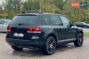 Внедорожник / Кроссовер Volkswagen Touareg 2005 в  фото 4 Внедорожник / Кроссовер Volkswagen Touareg 2005 в
