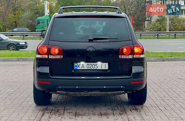 Внедорожник / Кроссовер Volkswagen Touareg 2005 в  фото 5 Внедорожник / Кроссовер Volkswagen Touareg 2005 в