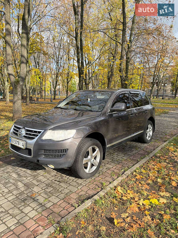 Внедорожник / Кроссовер Volkswagen Touareg 2007 в Харькове
