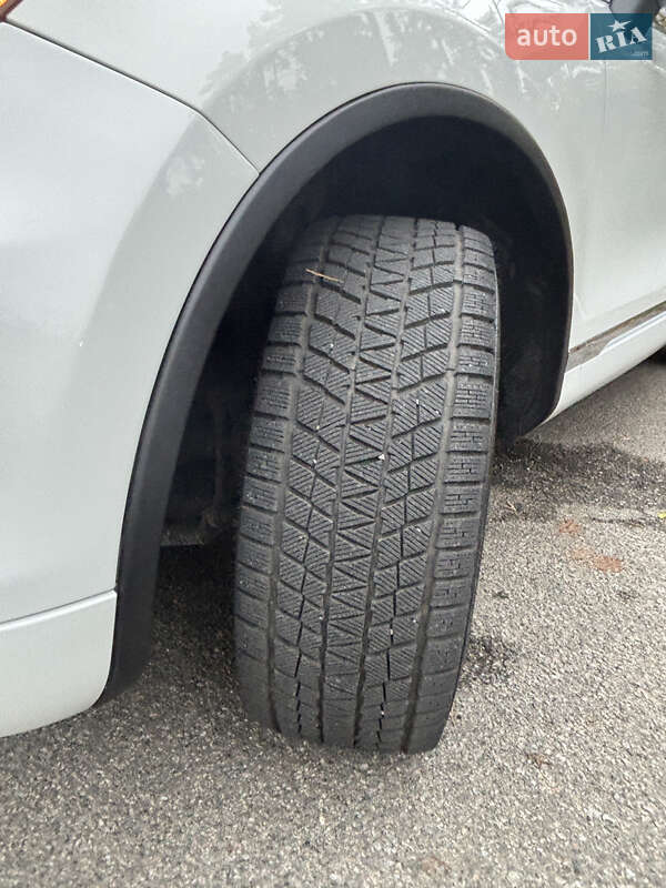 Позашляховик / Кросовер Volkswagen Touareg 2012 в Києві фото 10 Позашляховик / Кросовер Volkswagen Touareg 2012 в Києві