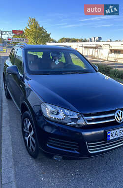 Позашляховик / Кросовер Volkswagen Touareg 2013 в Харкові