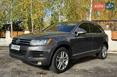 Внедорожник / Кроссовер Volkswagen Touareg 2011 в Смеле