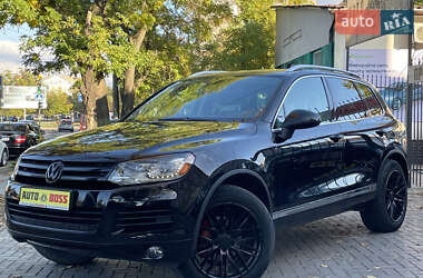 Позашляховик / Кросовер Volkswagen Touareg 2011 в Миколаєві