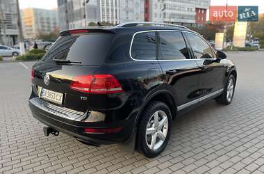 Внедорожник / Кроссовер Volkswagen Touareg 2010 в 