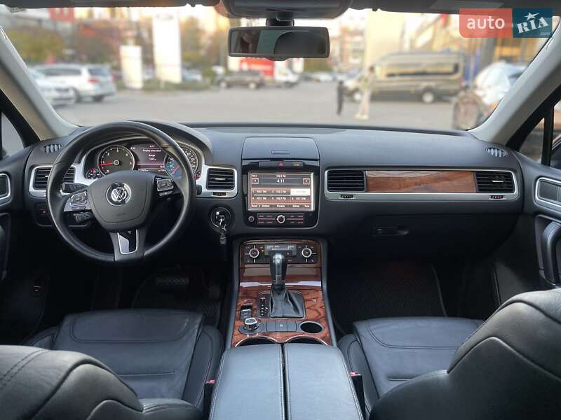 Внедорожник / Кроссовер Volkswagen Touareg 2010 в Хмельницком фото 30 Внедорожник / Кроссовер Volkswagen Touareg 2010 в Хмельницком