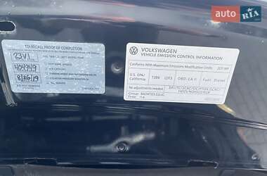 Внедорожник / Кроссовер Volkswagen Touareg 2010 в 