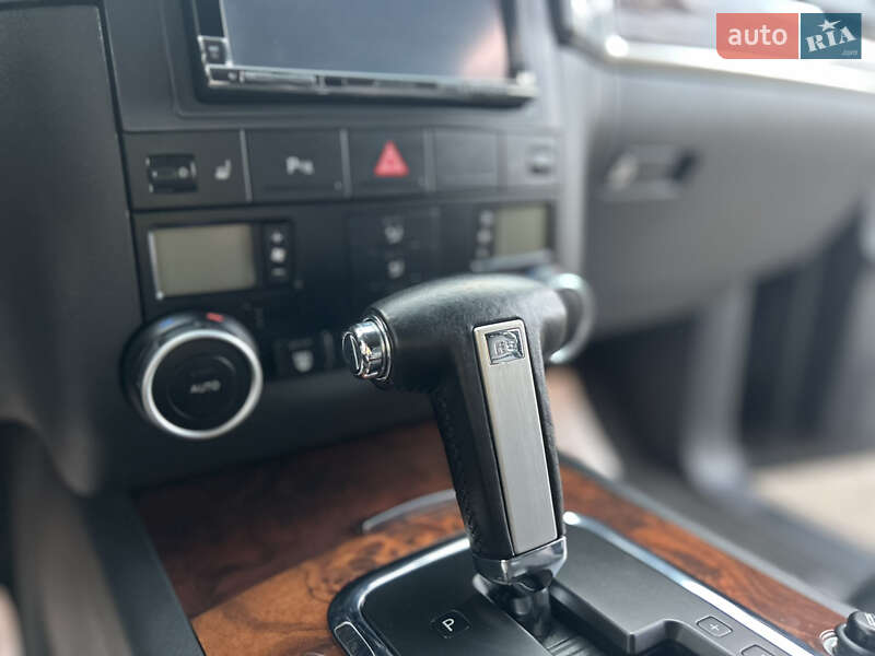 Позашляховик / Кросовер Volkswagen Touareg 2007 в Вінниці