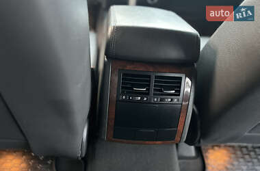 Внедорожник / Кроссовер Volkswagen Touareg 2007 в 