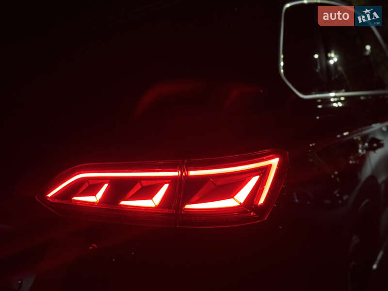 Внедорожник / Кроссовер Volkswagen Touareg 2021 в Днепре