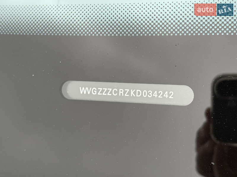 Внедорожник / Кроссовер Volkswagen Touareg 2019 в Львове