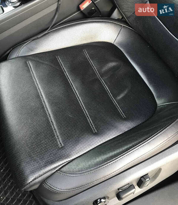 Внедорожник / Кроссовер Volkswagen Touareg 2018 в Киеве фото 16 Внедорожник / Кроссовер Volkswagen Touareg 2018 в Киеве