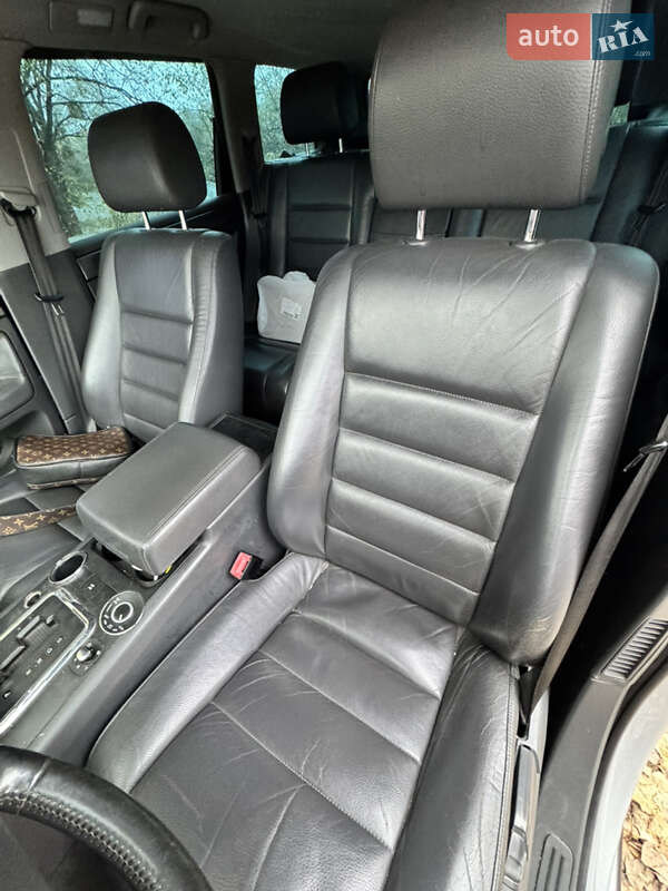 Внедорожник / Кроссовер Volkswagen Touareg 2007 в Киеве фото 17 Внедорожник / Кроссовер Volkswagen Touareg 2007 в Киеве