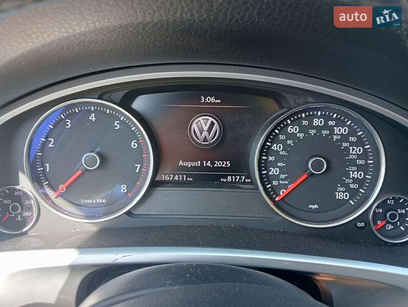 Позашляховик / Кросовер Volkswagen Touareg 2014 в Шепетівці