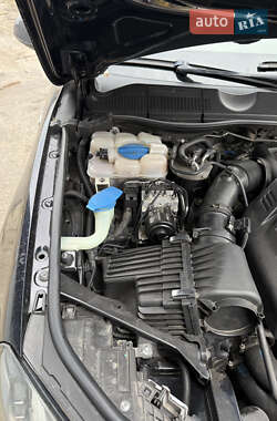 Внедорожник / Кроссовер Volkswagen Touareg 2013 в 