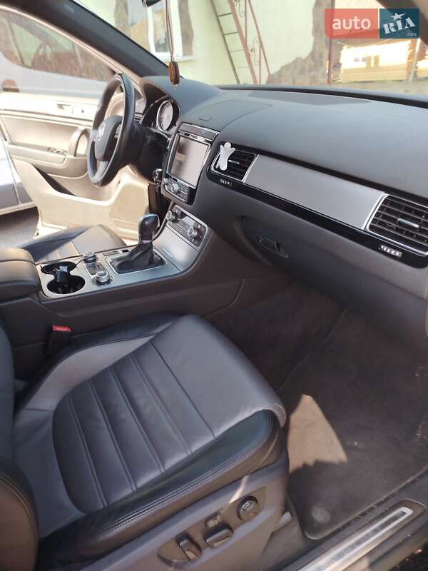 Внедорожник / Кроссовер Volkswagen Touareg 2015 в Романове фото 6 Внедорожник / Кроссовер Volkswagen Touareg 2015 в Романове