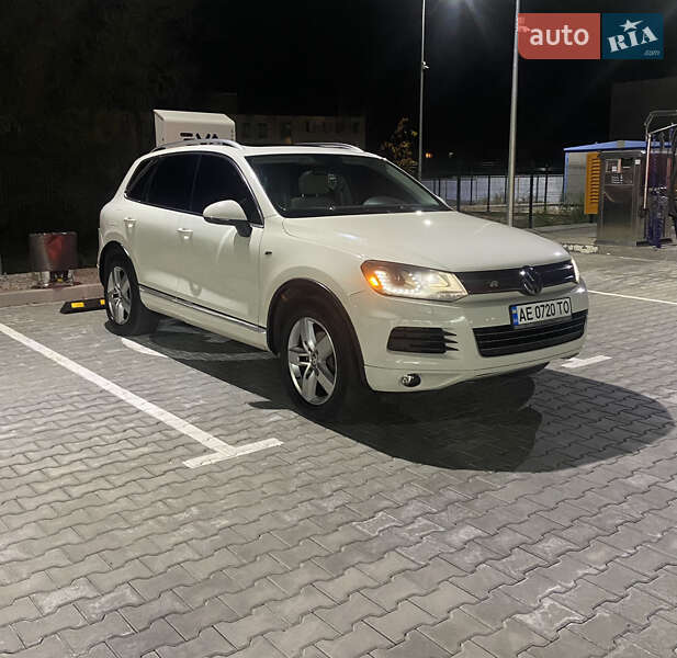 Позашляховик / Кросовер Volkswagen Touareg 2012 в Кривому Розі