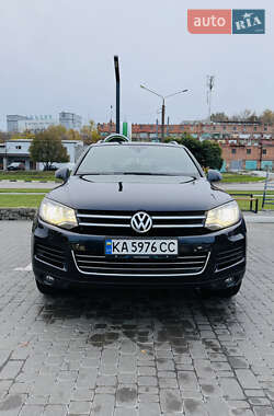 Внедорожник / Кроссовер Volkswagen Touareg 2013 в 