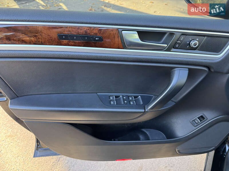 Внедорожник / Кроссовер Volkswagen Touareg 2014 в Белой Церкви фото 35 Внедорожник / Кроссовер Volkswagen Touareg 2014 в Белой Церкви